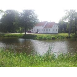 Bed &acute;N`Brunch       Lerbk Hovedgaard.