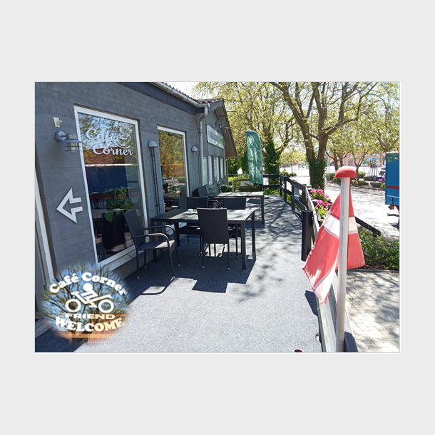 Cafe Corner