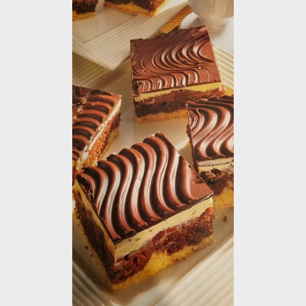 Sally's Caf�