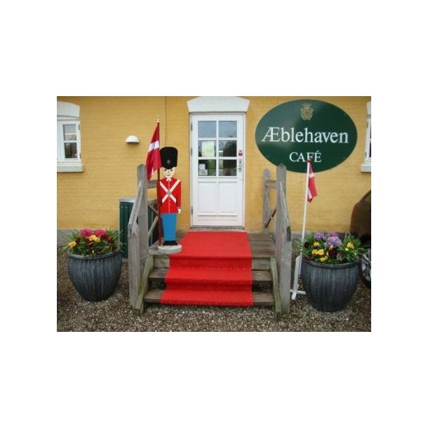 Cafe' blehaven.