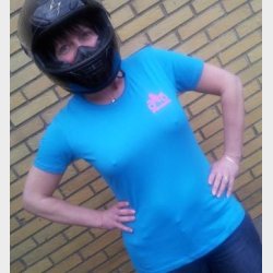 Faconsyet T-shirt.