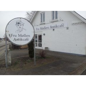 Fru Mllers Antikcafé 