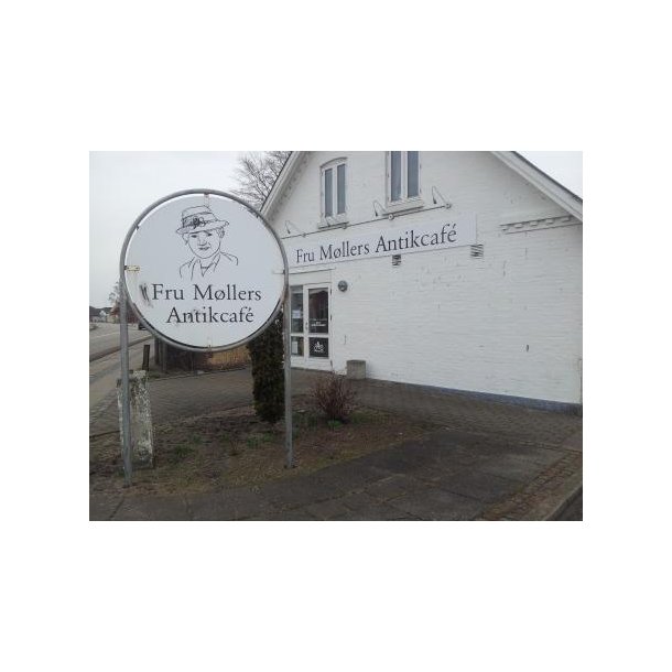Fru Mllers Antikcaf&eacute; 
